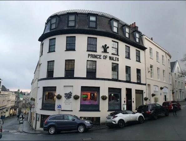 Best Sports Bars in Guernsey - Prince Of Wales