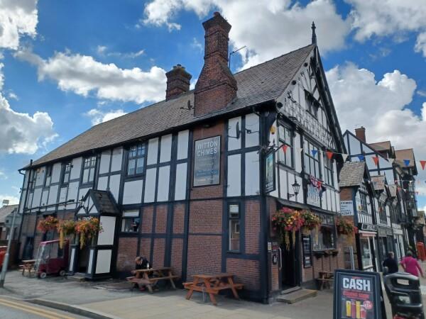 Best Sports Bars in Northwich - Witton Chimes