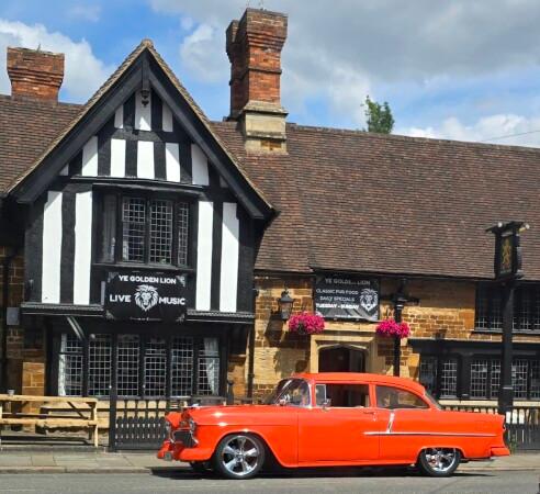 Best Sports Bars in Wellingborough - Ye Golden Lion