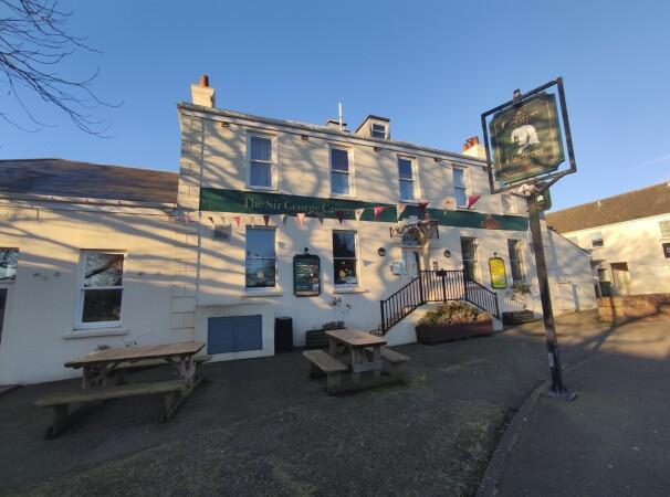 Best Sports Bars in Jersey - The Sir George Carteret