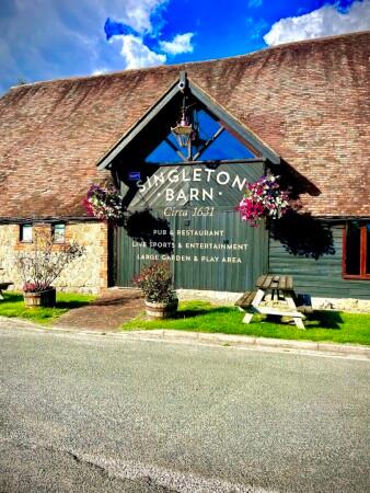 Best Sports Bars in Tunbridge Wells - Singleton Barn