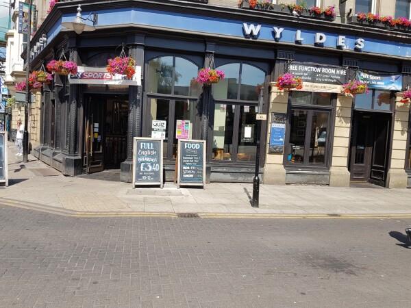 Best Sports Bars in Bury - Wyldes