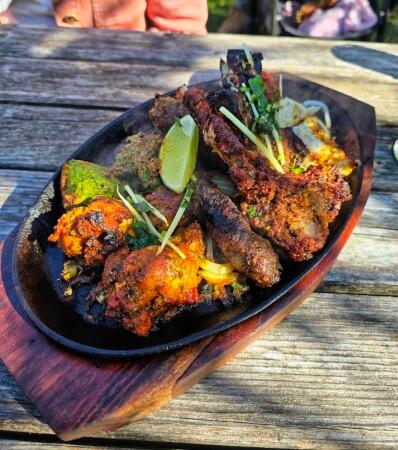 Best Sports Bars in Welwyn Garden City - Pear Tree Inn