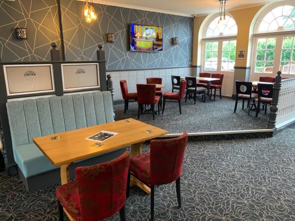 Best Sports Bars in Welwyn Garden City - Pear Tree Inn