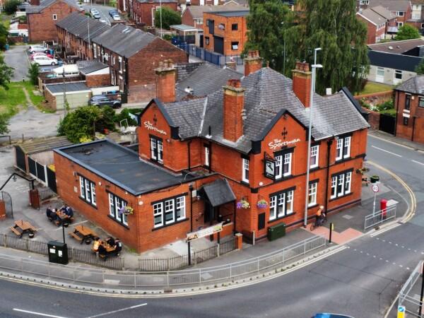 Best Sports Bars in Oldham - Sportsmans Arms