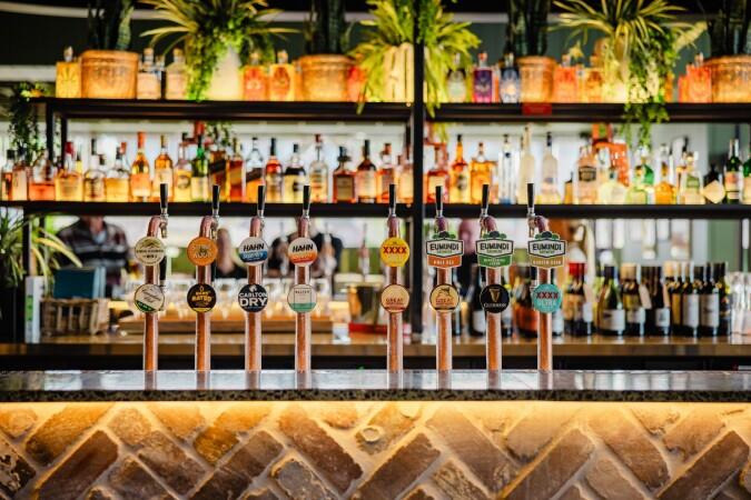 Best Sports Bars in Dakabin - Dakabin Hotel