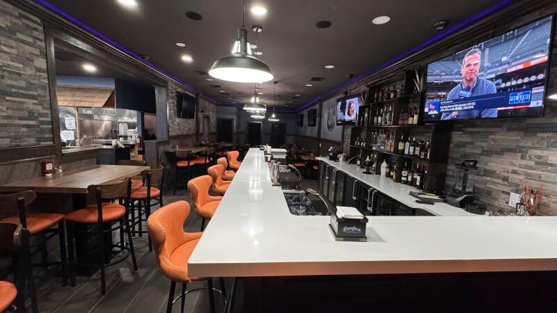 Best Sports Bars in Belleville - Columbia BBQ Restaurant & Bar