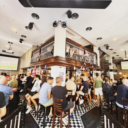 Best Sports Bars in Sydney - 3 Wise Monkeys