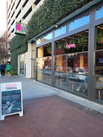 Best Sports Bars in New Orleans - Mister Oso