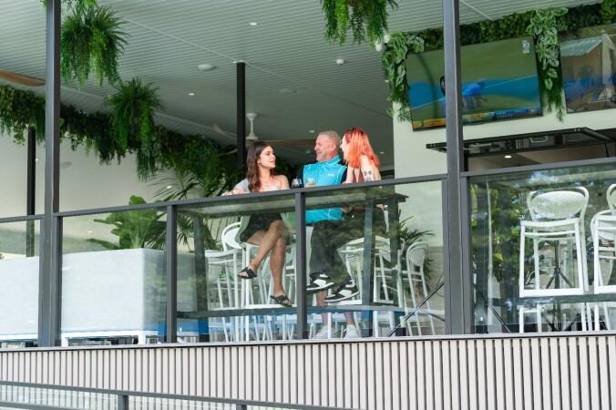Best Sports Bars in Broadbeach - Broadbeach Bowls Club