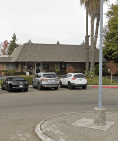 Best Sports Bars in Stockton - Crestwood Manor