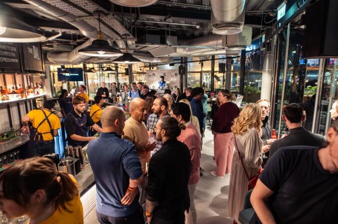 Best Sports Bars in London - The Dial - Home of Meantime