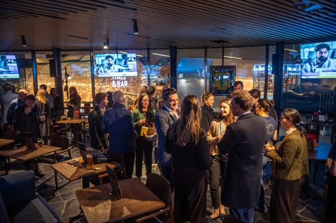 Best Sports Bars in London - The Dial - Home of Meantime