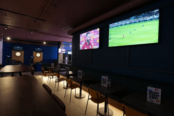 Best Sports Bars in Guildford - Mulligans Guildford