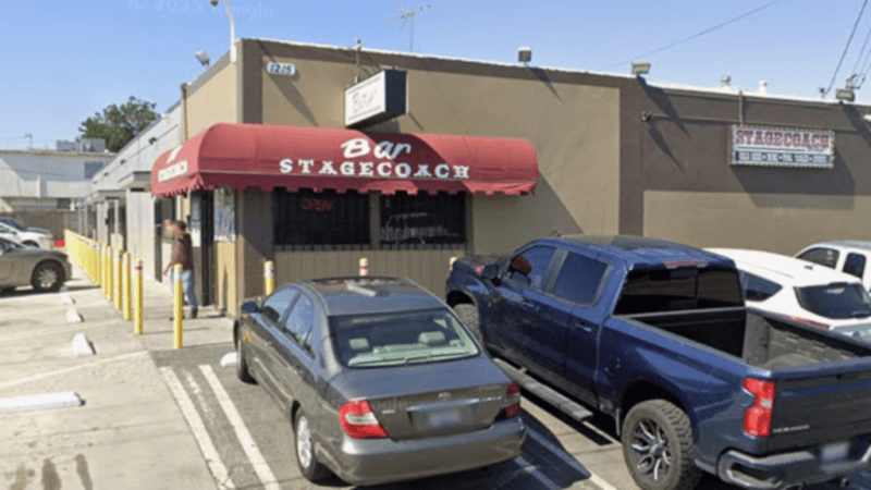 Best Sports Bars in Santa Ana - Stage coach bar