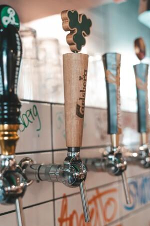 Best Sports Bars in Lorient - PAPY JOE