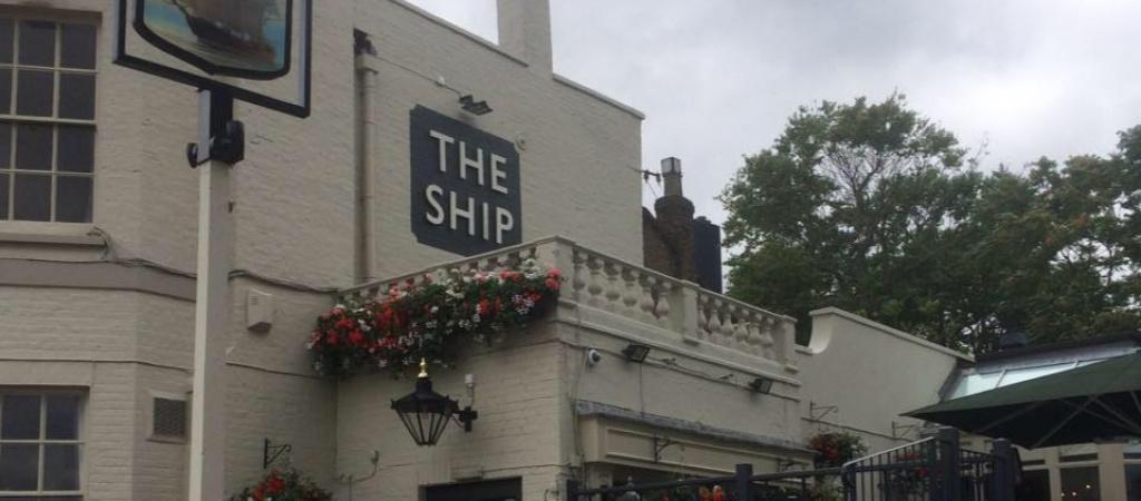 Best Sports Bars in London - Ship Mortlake