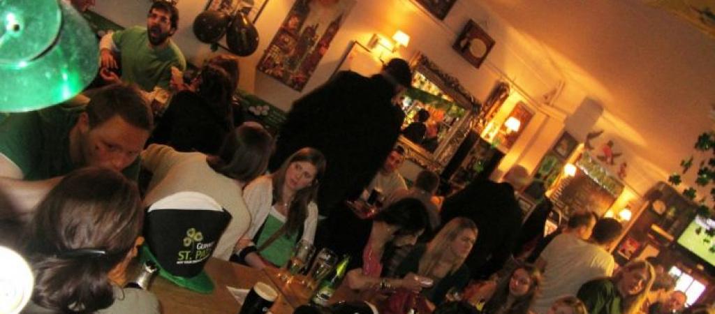 Best Sports Bars in London - The Sheephaven Bay