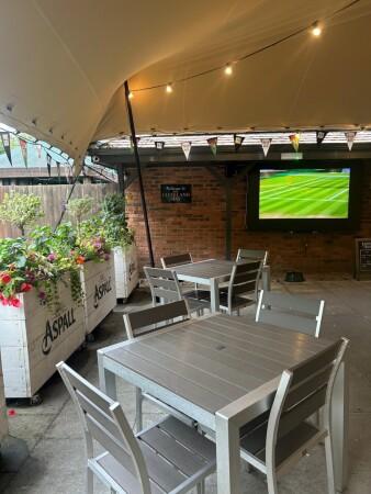 Best Sports Bars in Chandler'S Ford - The Cleveland Bay