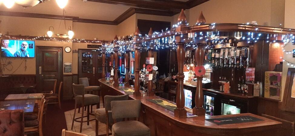 Best Sports Bars in Mortlake - Jolly Gardeners