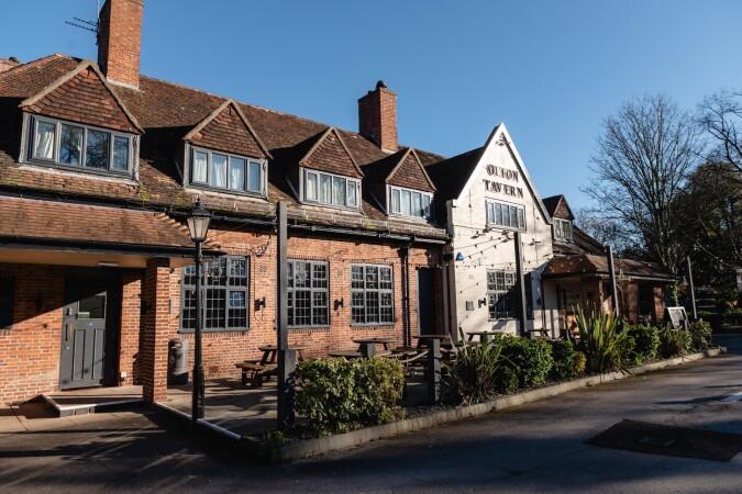 Best Sports Bars in Solihull - Olton Tavern