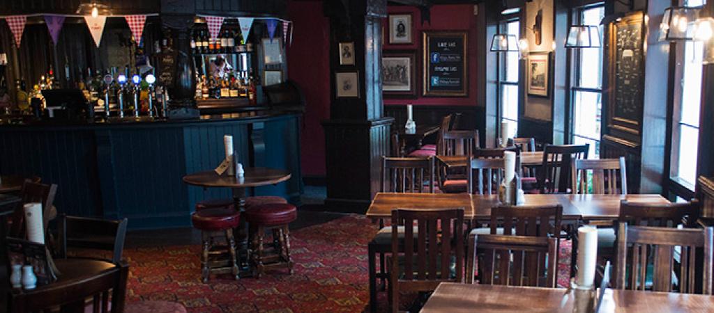 Best Sports Bars in London - Kings Arms