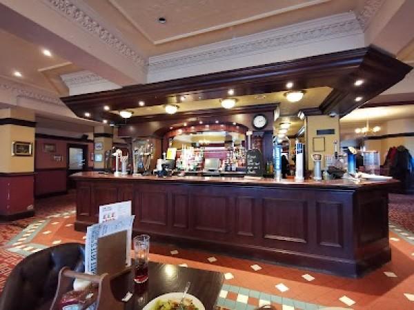 Best Sports Bars in Middlesbrough - Endeavour Hotel Middlesbrough