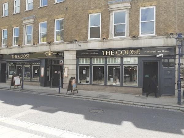 Best Sports Bars in Gravesend - Goose Gravesend
