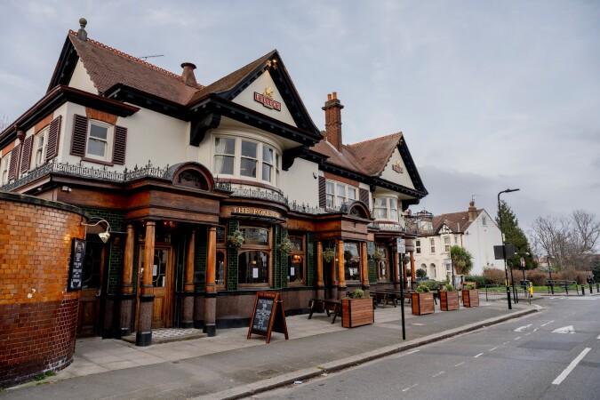 Best Sports Bars in West Ealing - Forester Ealing