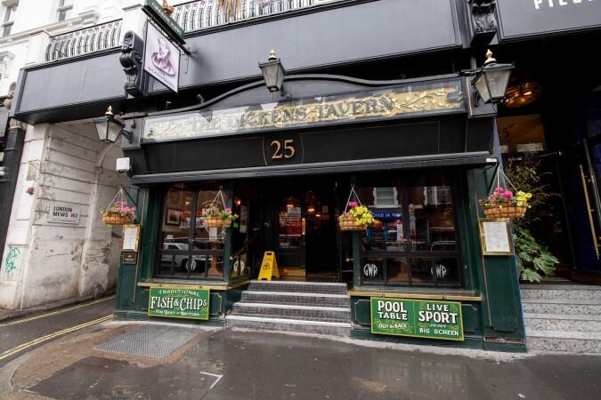 Best Sports Bars in London - The Dickens Tavern