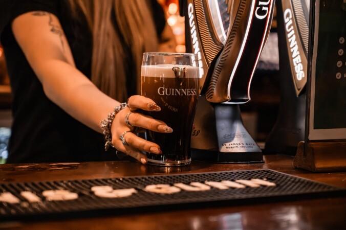 Best Sports Bars in Aberdeen - Malones Aberdeen