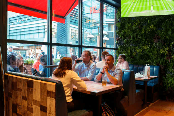 Best Sports Bars in London - Bat & Ball Stratford