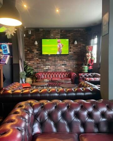 Best Sports Bars in Sale - The Brooklands Tap