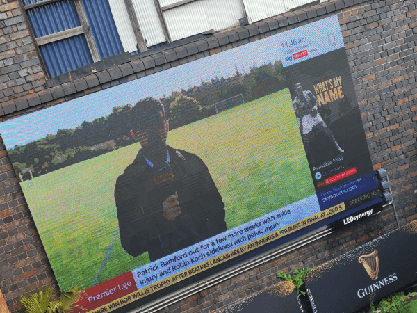 Best Sports Bars in Birmingham - Hennesseys