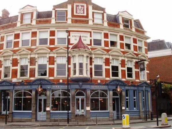 Best Sports Bars in Fulham - The Kings Arms (by Putney Bridge)