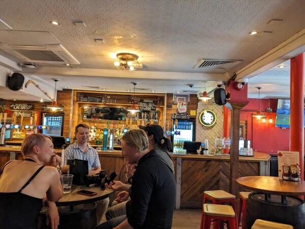 Best Sports Bars in London - Maple Leaf