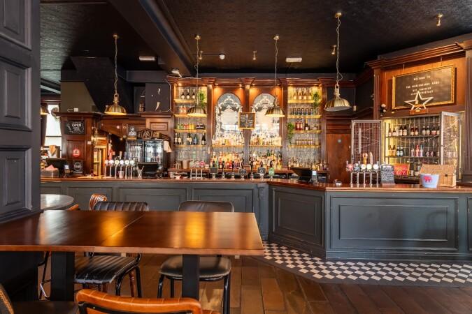 Best Sports Bars in London - Marlborough Arms