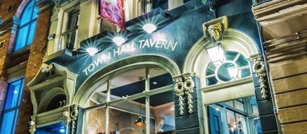 Best Sports Bars in Manchester - Town Hall Tavern
