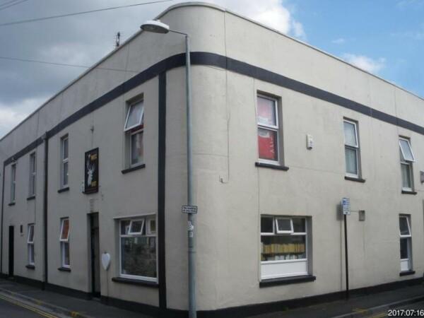 Best Sports Bars in Weston-Super-Mare - White Hart