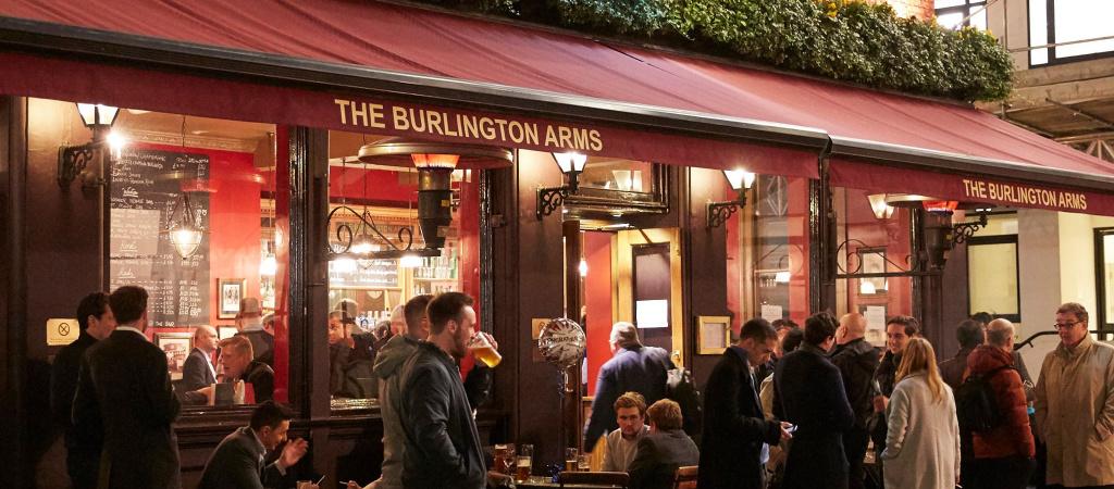 Best Sports Bars in London - The Burlington Arms