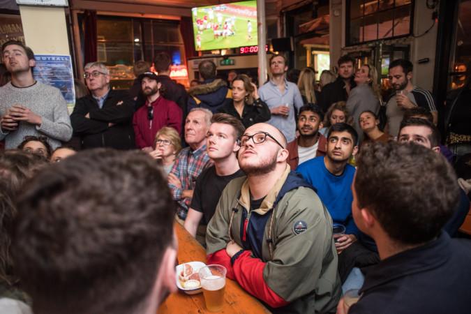 Best Sports Bars in London - Pub on the Park