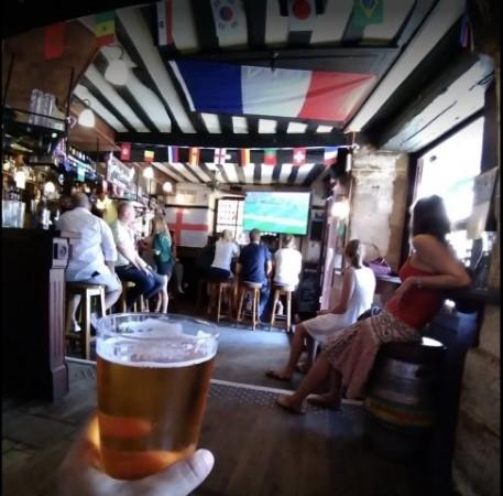 Best Sports Bars in Paris - The Bombardier