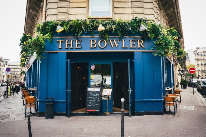 Best Sports Bars in Paris - The Bowler