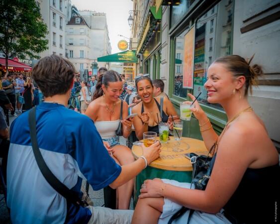Best Sports Bars in Paris - Café Oz Châtelet