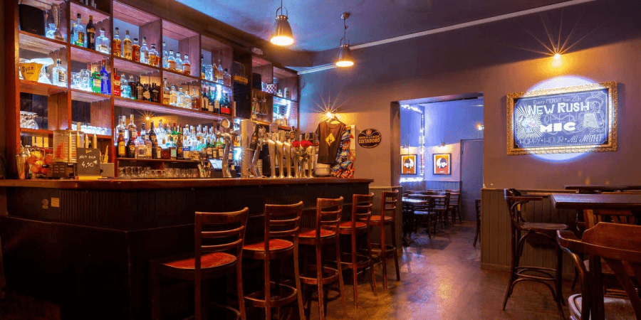 Best Sports Bars in Paris - Rush Bar