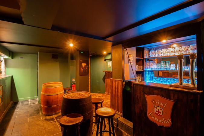 Best Sports Bars in Paris - The Harp Bar