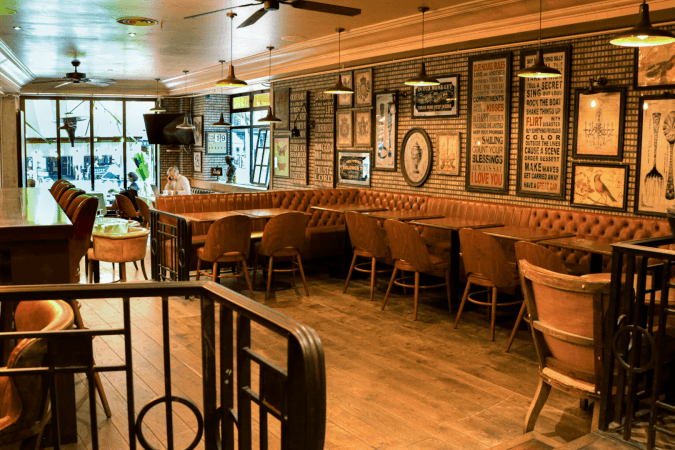 Best Sports Bars in Paris - Madeleine