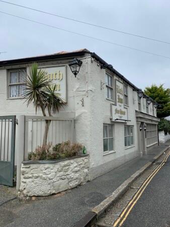 Best Sports Bars in Penzance - Bath Inn