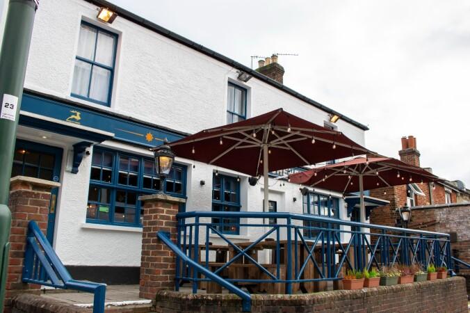 Best Sports Bars in Barnet - Lord Kitchener