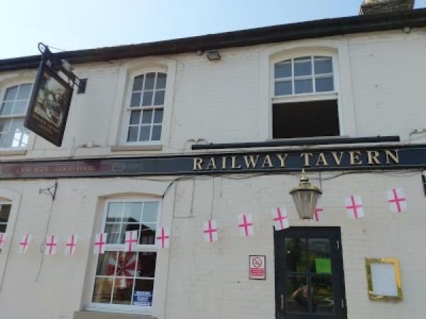 Best Sports Bars in Longfield - Railway Tavern